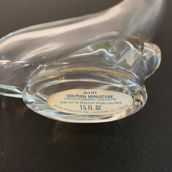 Vintage 1.5 oz. Avon Dolphin Perfume Bottle - Picture 8 of 8